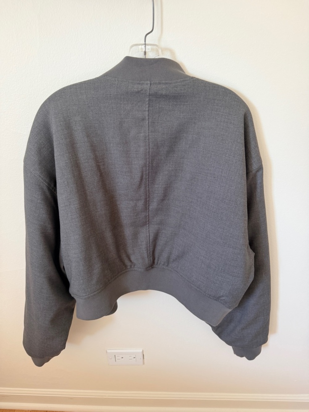Abercrombie HFR x Nicole Benefield Cropped Bomber Jacket L - Picture 2 of 4